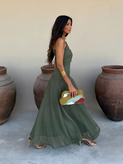 Alessia | Robe fluide à encolure Bardot