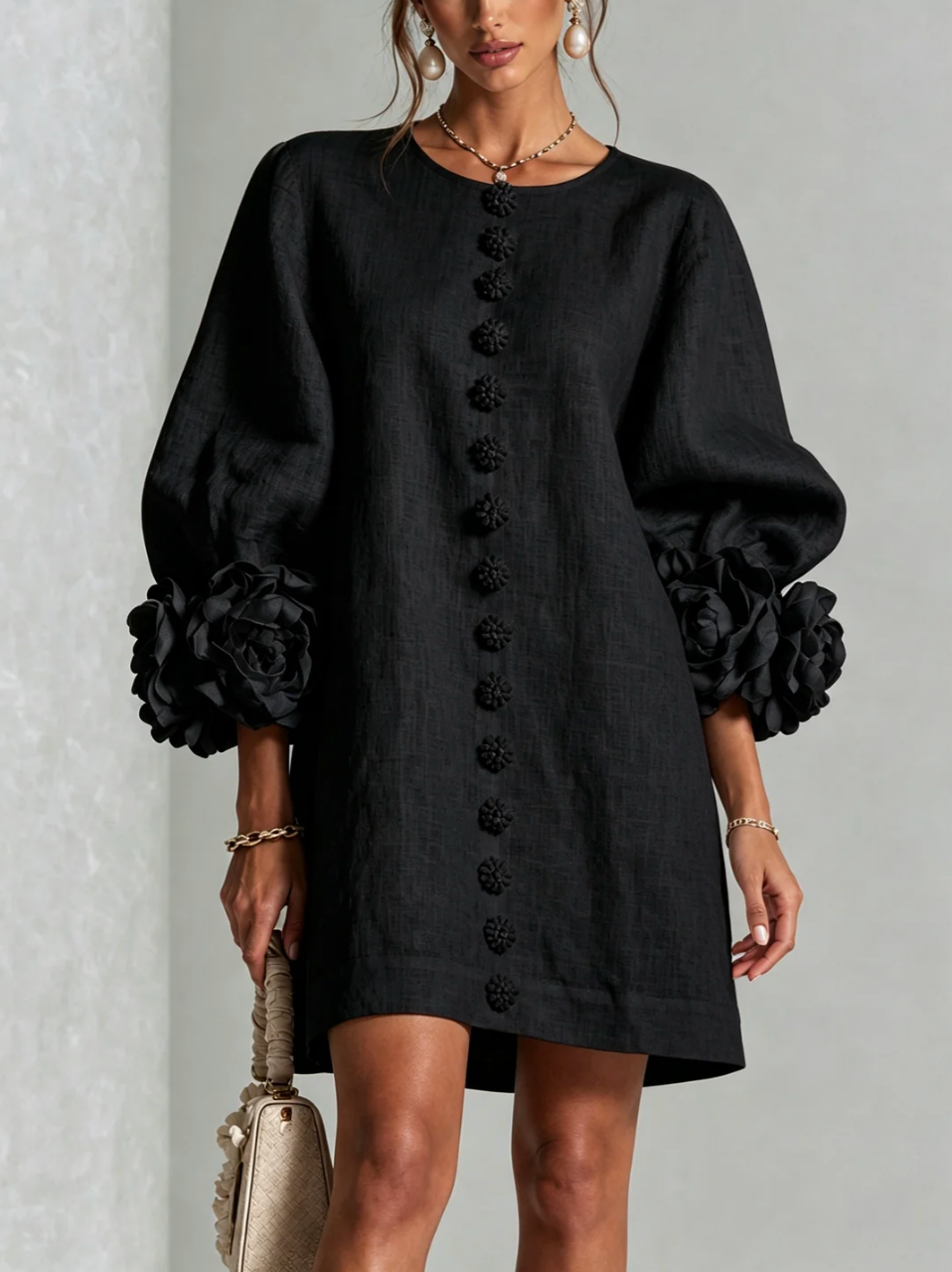 Rosali | Robe avec roses aux poignets