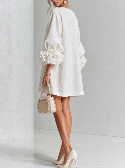 Rosali | Robe avec roses aux poignets