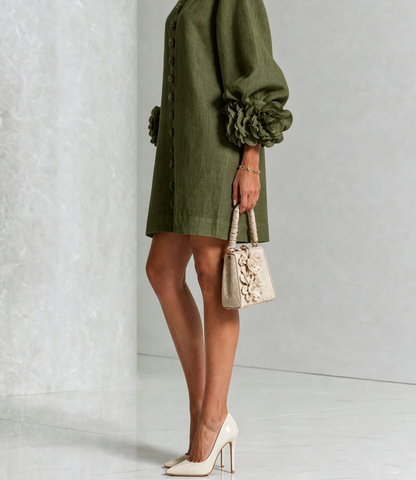 Rosali | Robe avec roses aux poignets
