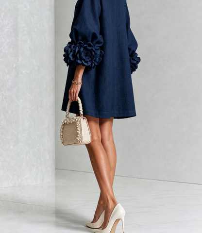 Rosali | Robe avec roses aux poignets