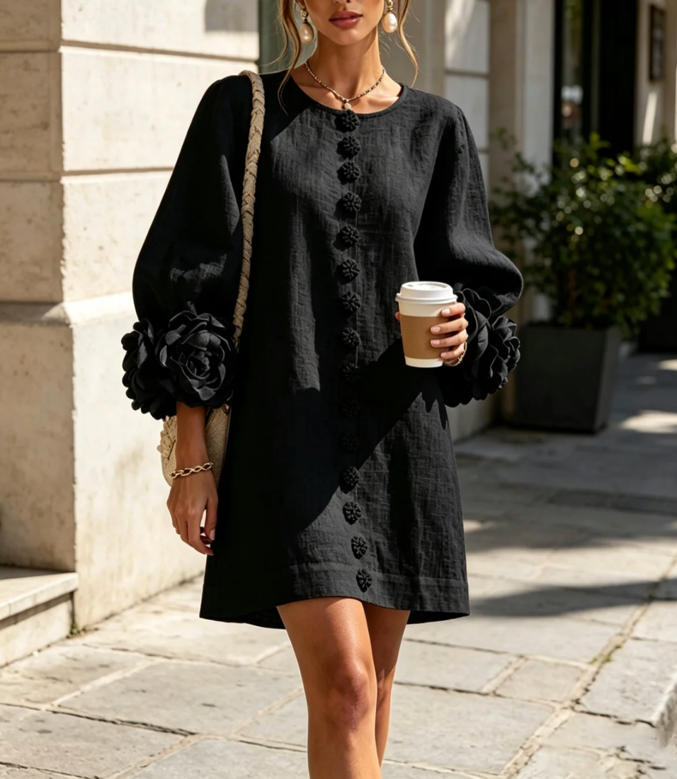 Rosali | Robe avec roses aux poignets
