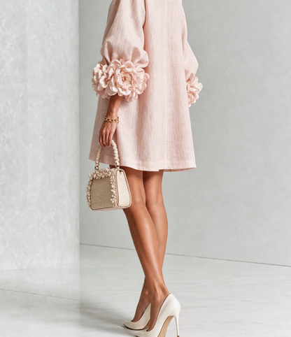 Rosali | Robe avec roses aux poignets
