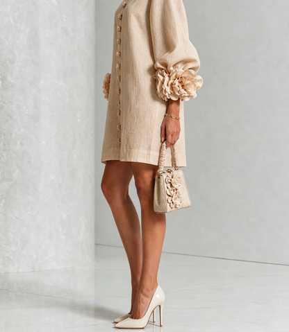 Rosali | Robe avec roses aux poignets