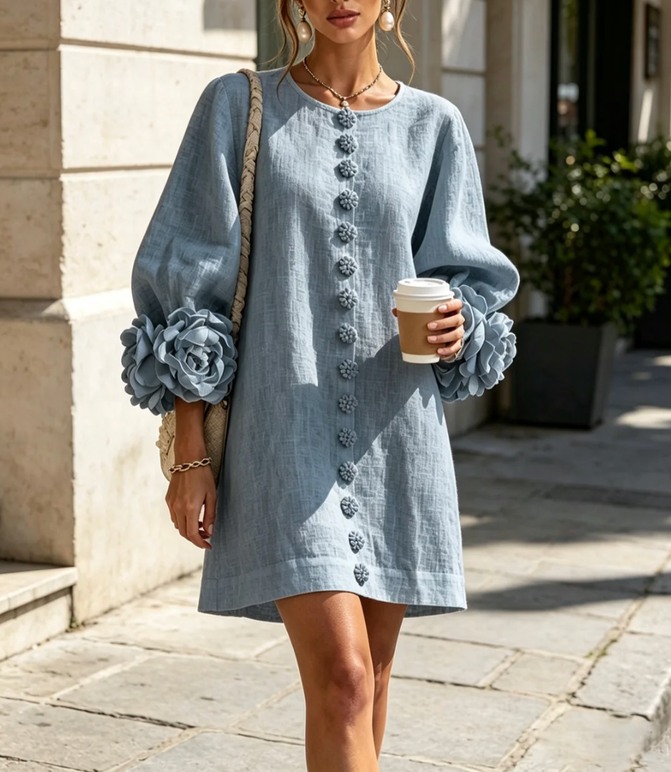 Rosali | Robe avec roses aux poignets