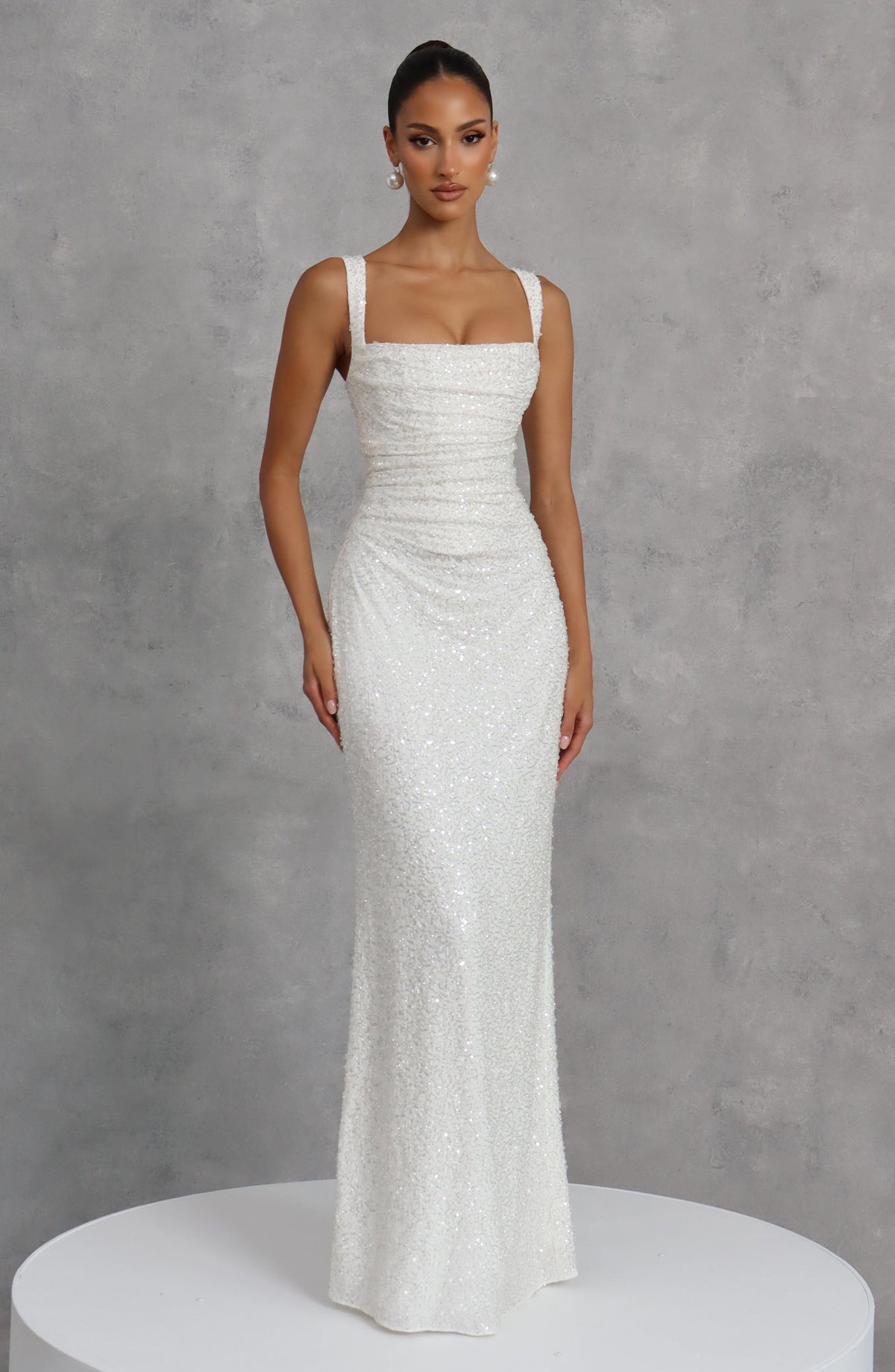 Nayara | Robe longue blanche avec ivoire brillant