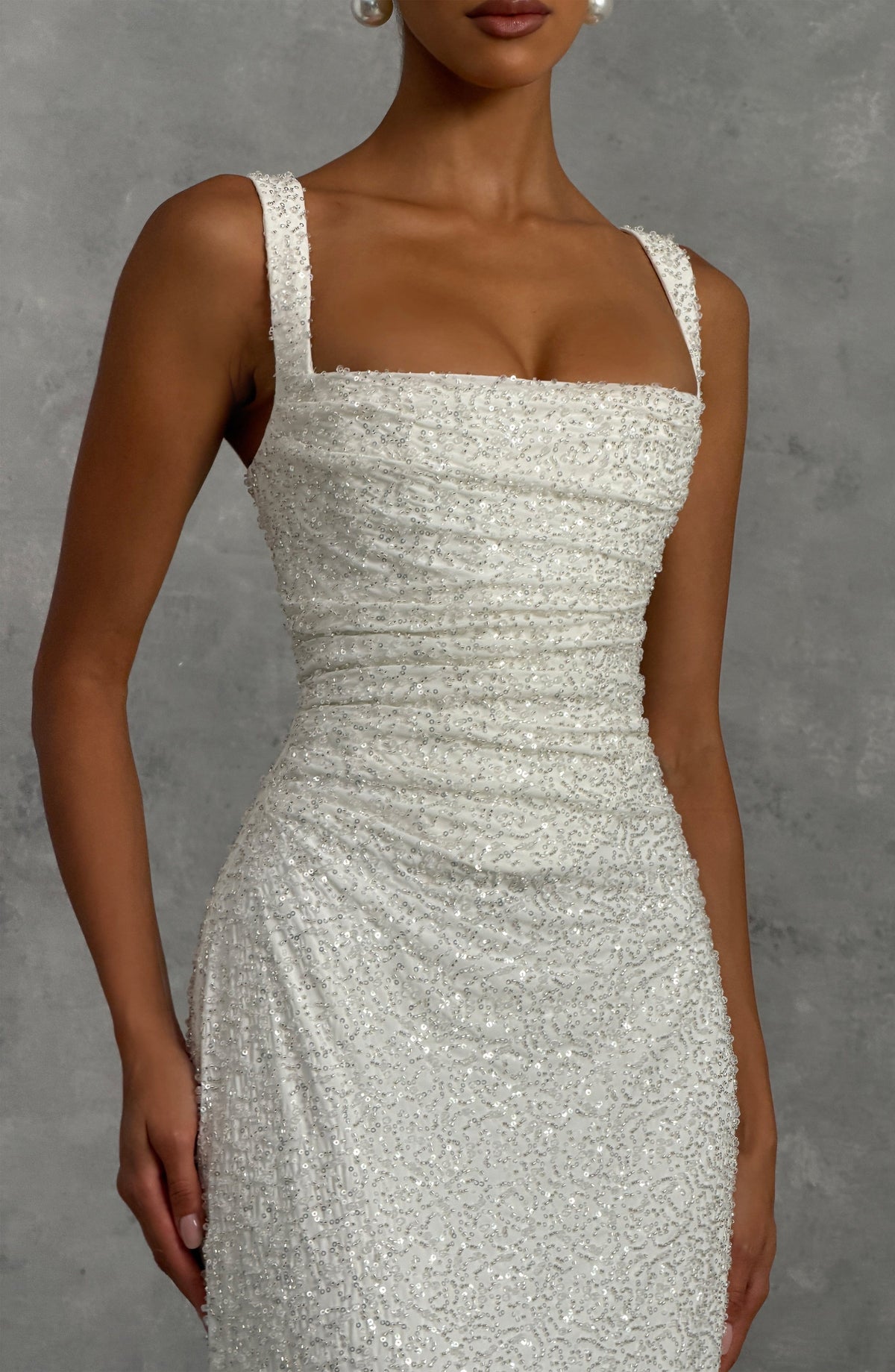 Nayara | Robe longue blanche avec ivoire brillant